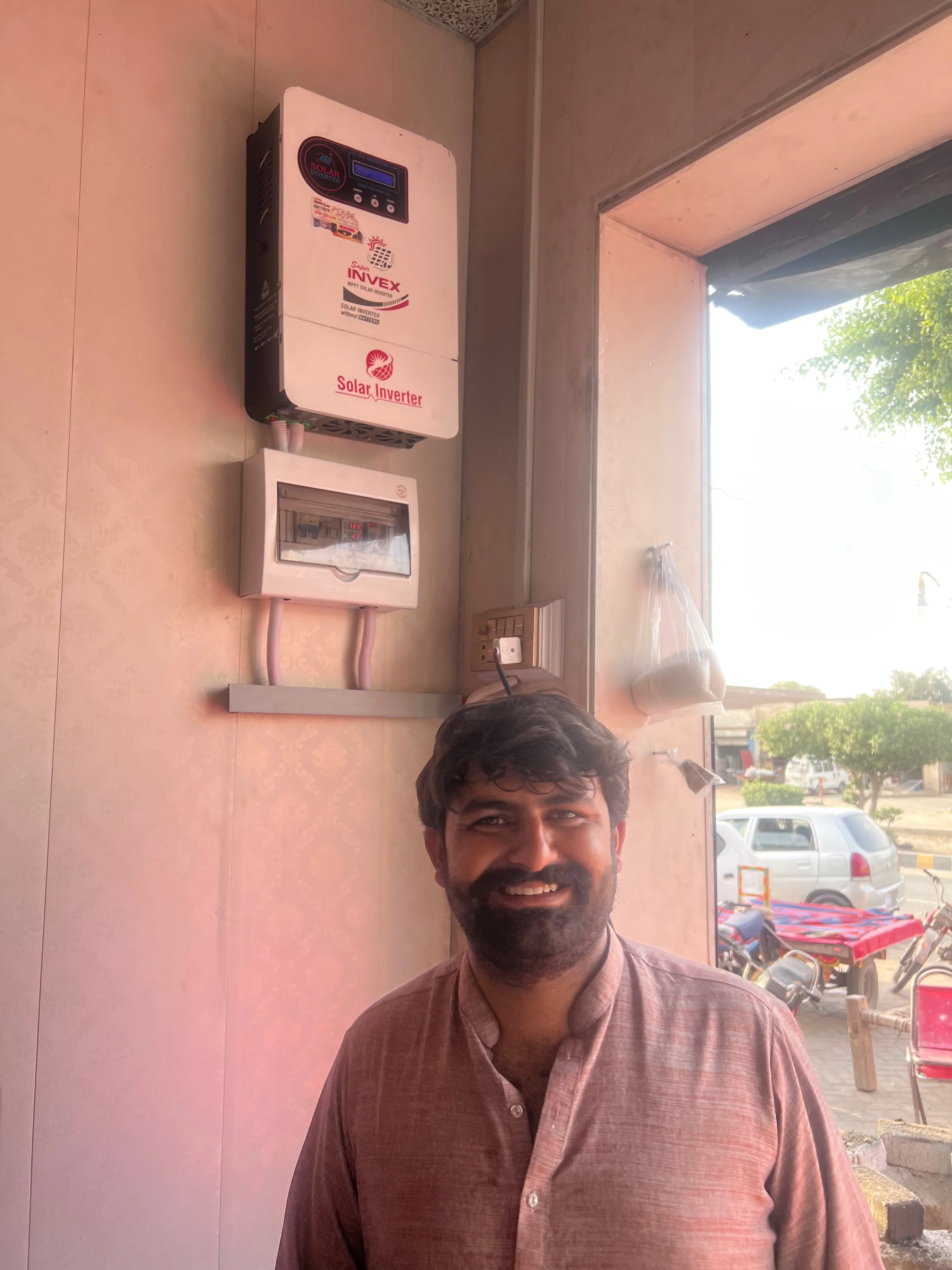 HAPPY CLIENT / SATISFIED CLIENT