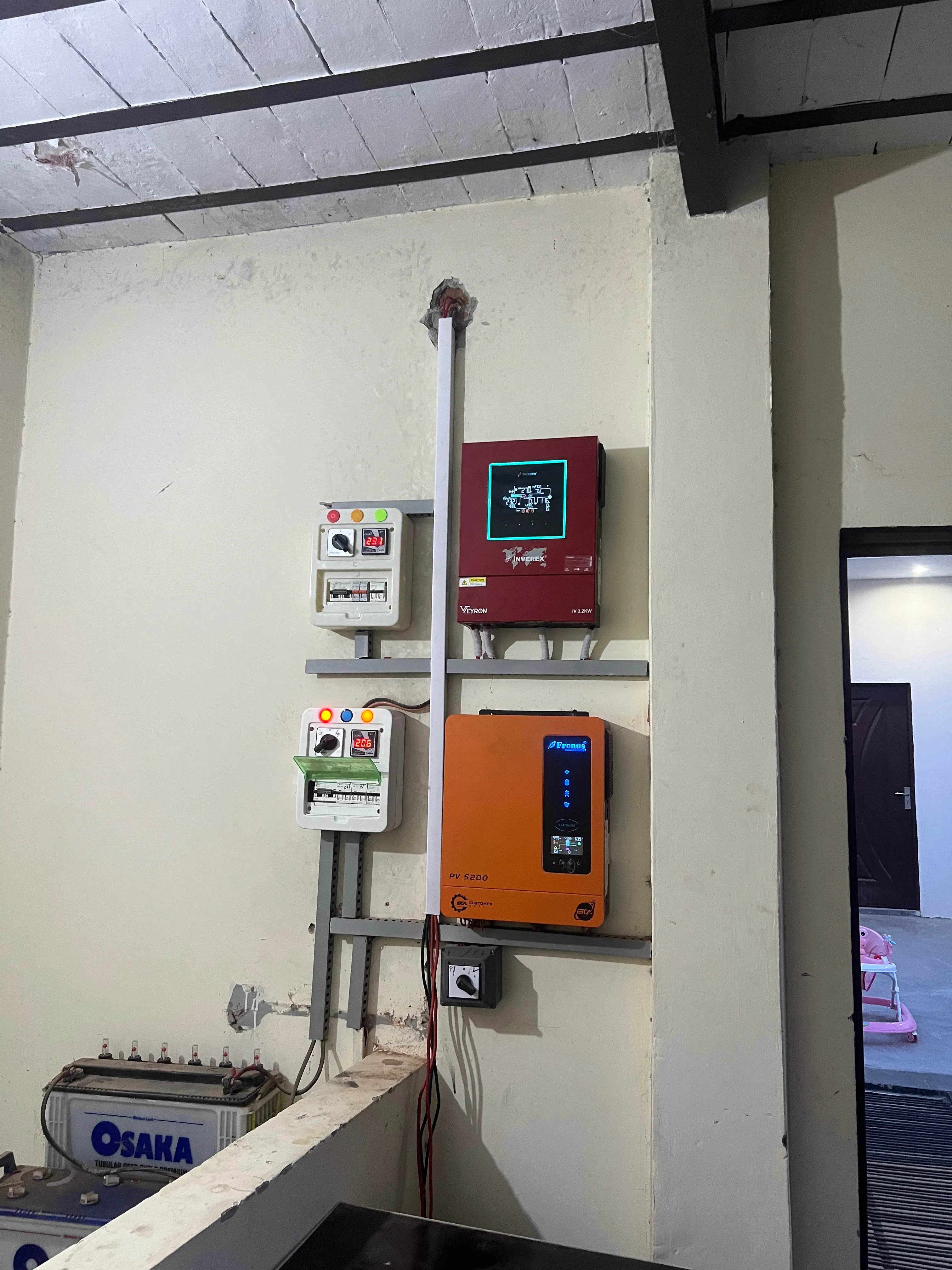 INVEREX 3.2KW + FRONUS 4.2KW